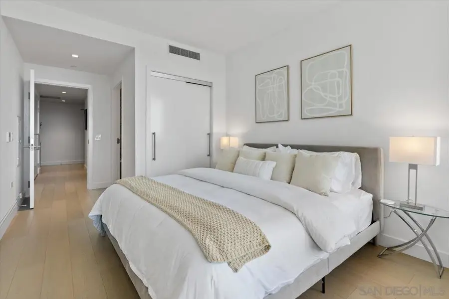 888 W E St #1001, San Diego, CA 92101 - #3