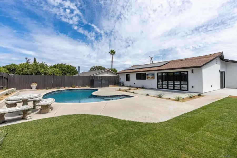 6352 Budlong Lake Ave, San Diego, CA 92119 - #2