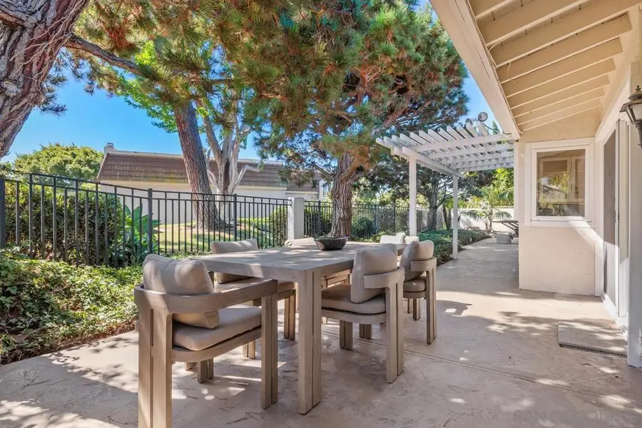 8233 Caminito Maritimo, La Jolla, CA 92037 - #3