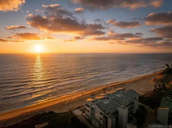 Address Withheld By Seller, Solana Beach, CA 92075