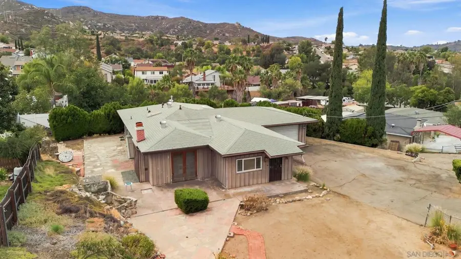 13749 Ridge Hill Rd, El Cajon, CA 92021 - #2