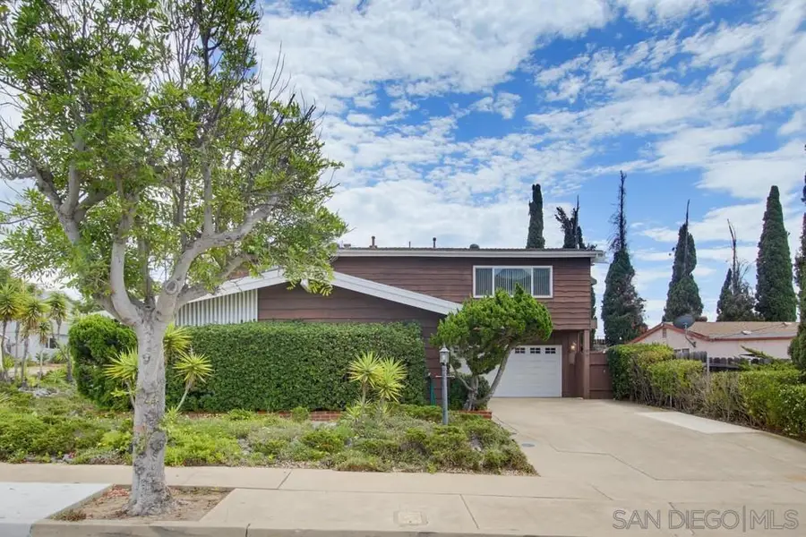 6789 Renkrib Avenue, San Diego, CA 92119 - #2