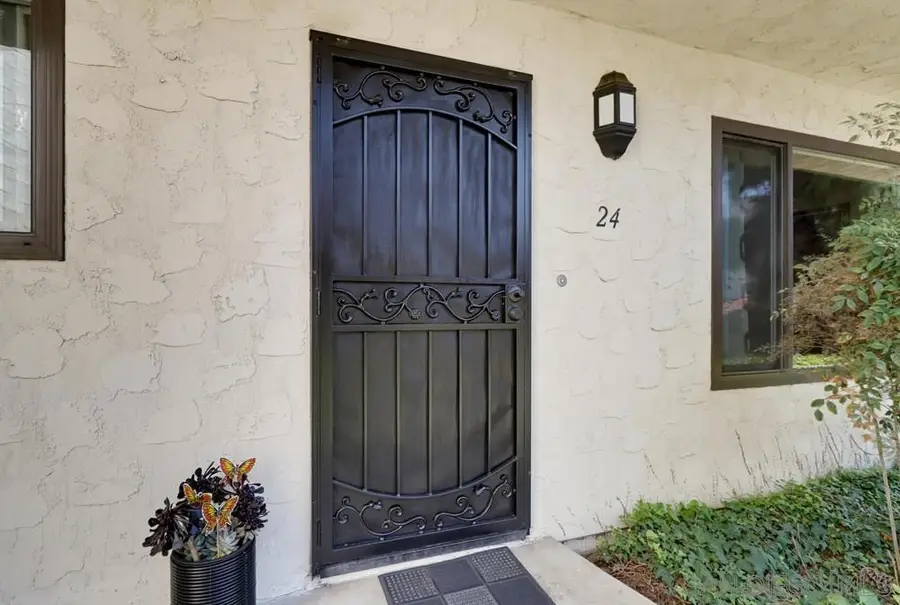 4275 Asher St #24, San Diego, CA 92110 - #3