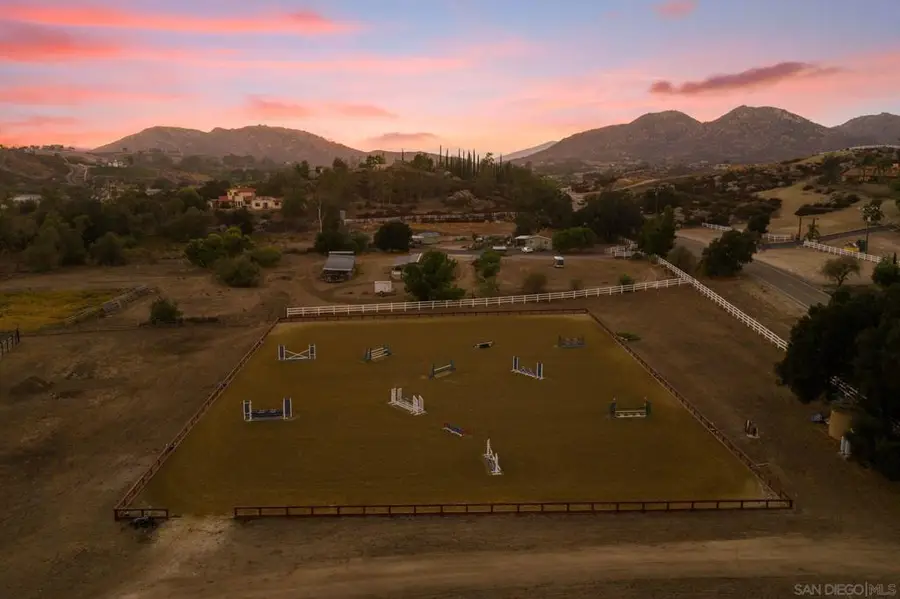 38955 E Benton Rd, Temecula, CA 92592 - #2