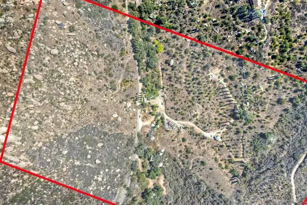 38696 Harris Truck, Fallbrook, CA 92028