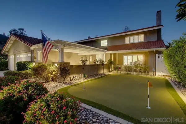 2554 Valley Lake Drive, El Cajon, CA 92020