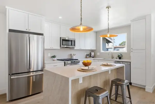 7167 Beagle St, San Diego, CA 92111