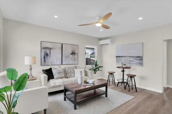 3553 Monroe, San Diego, CA 92116