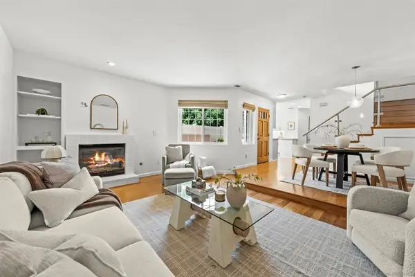558 E Ave, Coronado, CA 92118