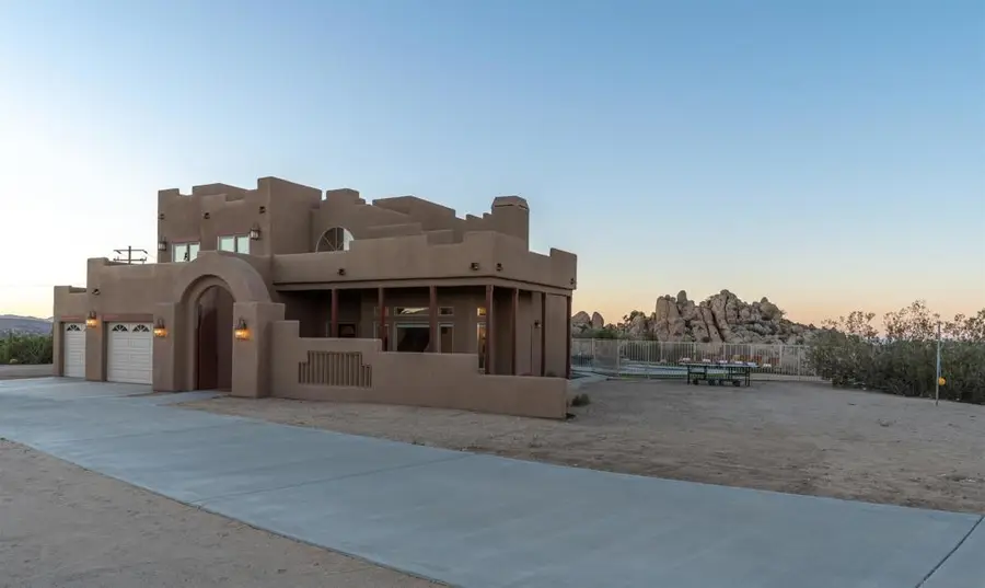 57388 Manzanita, Yucca Valley, CA 92284 - #3