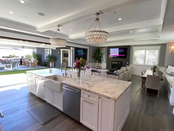 Address Withheld By Seller, Coronado, CA 92118
