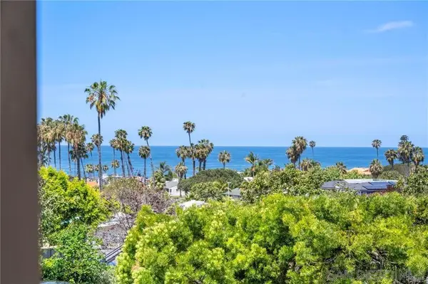 8361 Calle Del Cielo, La Jolla, CA 92037