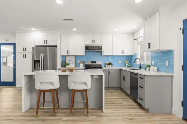 3825 Tiara St, San Diego, CA 92111