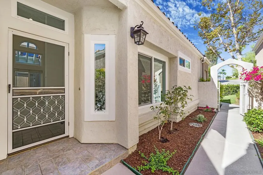 15511 Walton Heath Row, San Diego, CA 92128 - #3