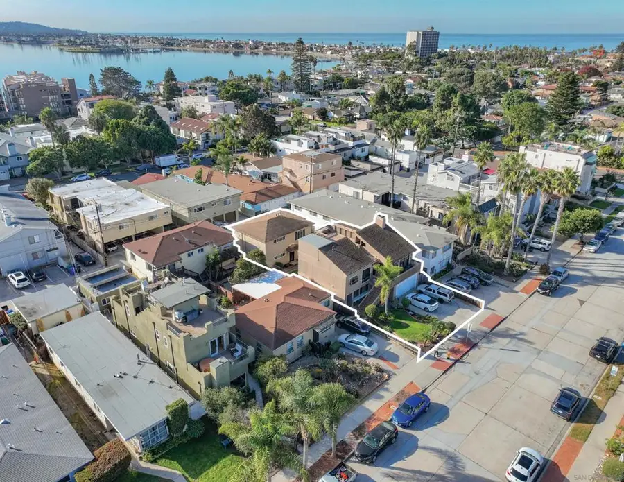 1141 47 Reed Ave., San Diego, CA 92109 - #2