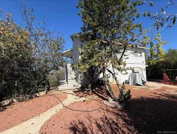 Address Withheld By Seller, El Cajon, CA 92021