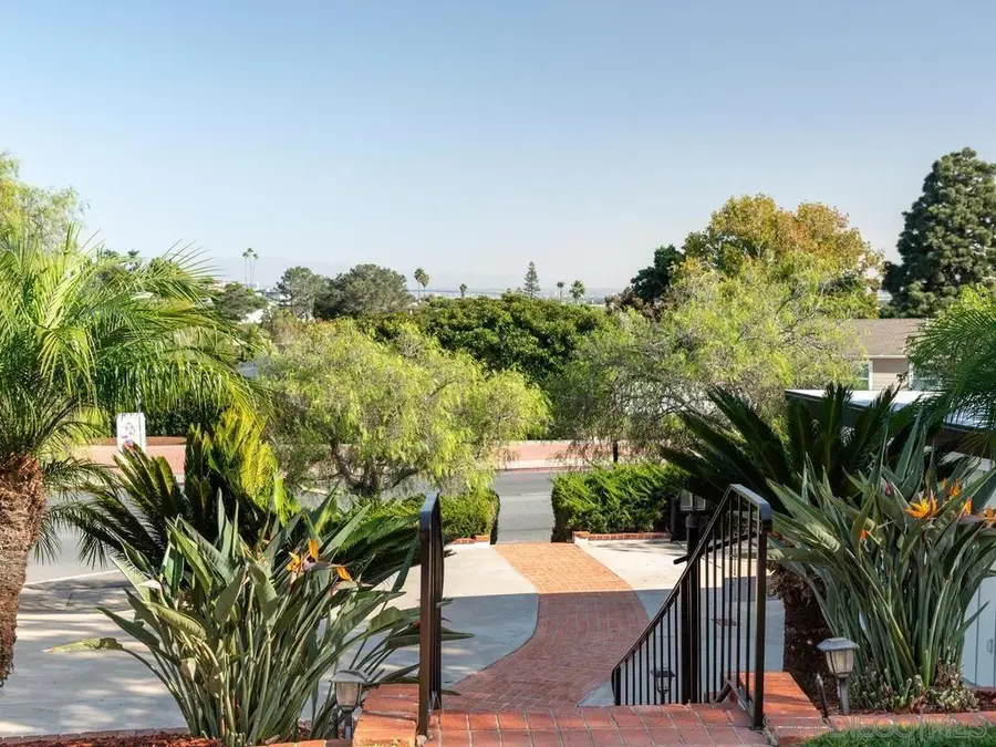 1442 Catalina Blvd., San Diego, CA 92107 - #3