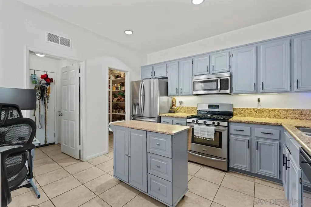 6373 Avenida De Las Vistas #3, San Diego, CA 92154 - #1