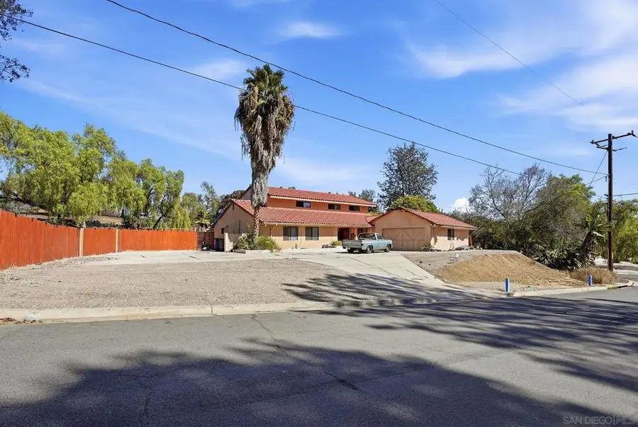 5747 Pray St, Bonita, CA 91902 - #2