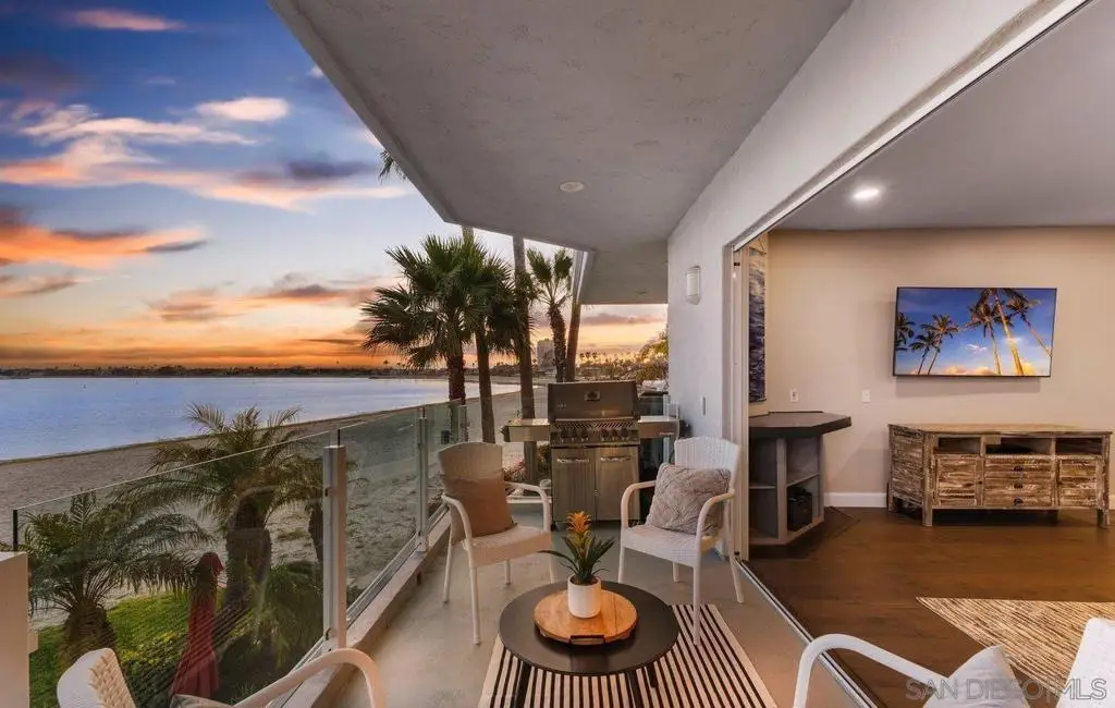 Address Withheld By Seller, San Diego, CA 92109 - #1