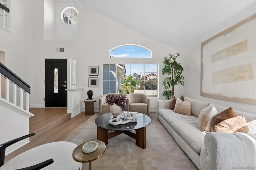 1873 Paseo Del Lago, Vista, CA 92081 - #2