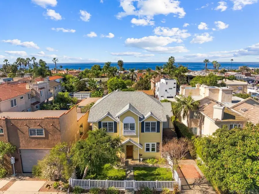 7444 7446 Draper Ave, La Jolla, CA 92037 - #3