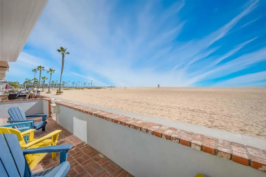 206 E Oceanfront, Newport Beach, CA 92661 - #3