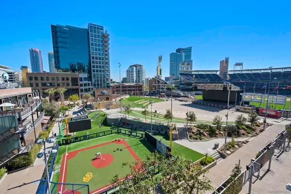 325 7th Ave #211, San Diego, CA 92101