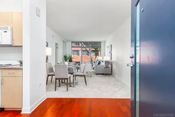 425 W Beech St #327, San Diego, CA 92101