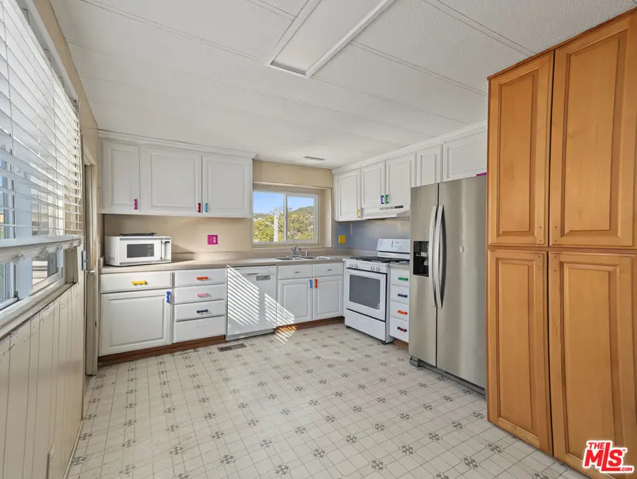 22125 Loop Drive, Redding, CA 96003 - #3