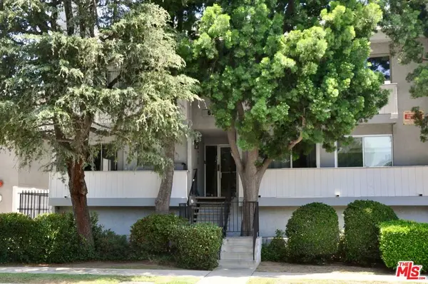 5900 Murietta Avenue #202, Valley Glen, CA 91401