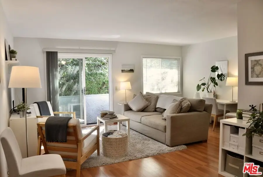 5900 Murietta Avenue #202, Valley Glen, CA 91401 - #2