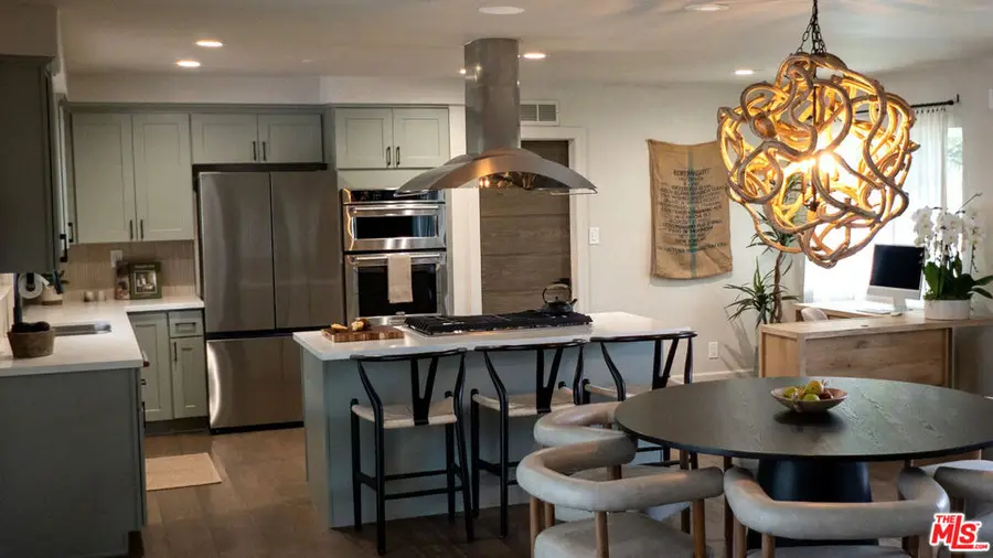 17856 Cathedral Place, Encino, CA 91316 - #2