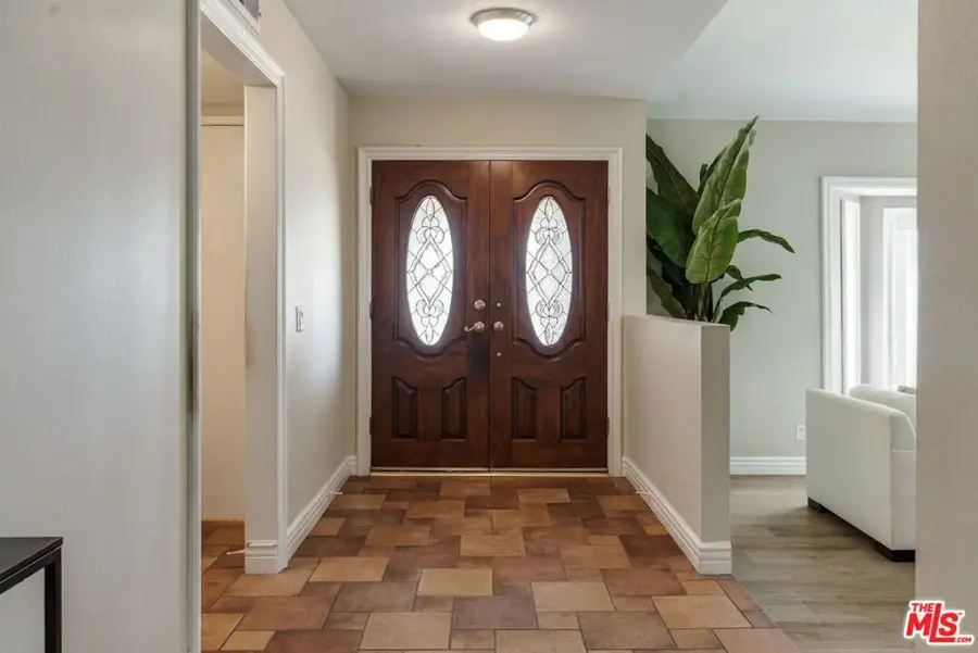9458 Megan Avenue, Chatsworth, CA 91311 - #3