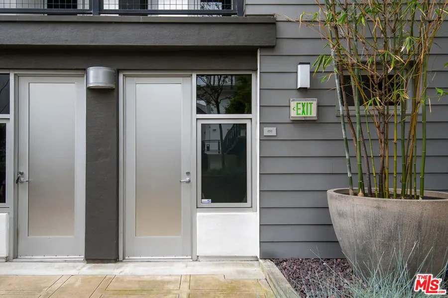 4111 W Sunset Boulevard #233, Los Angeles, CA 90029 - #3