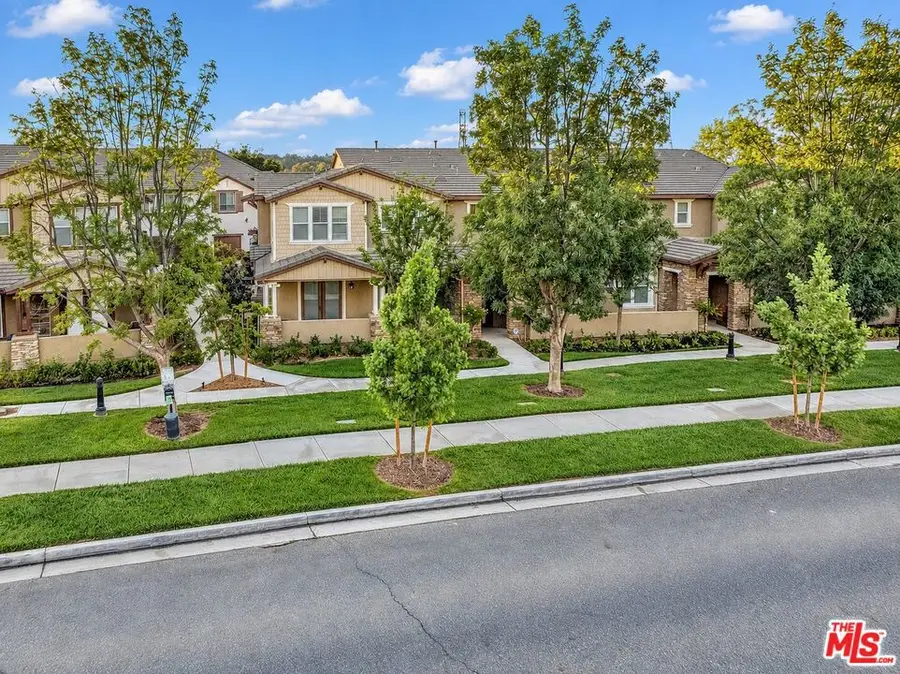 28529 Pietro Drive, Valencia, CA 91354 - #2