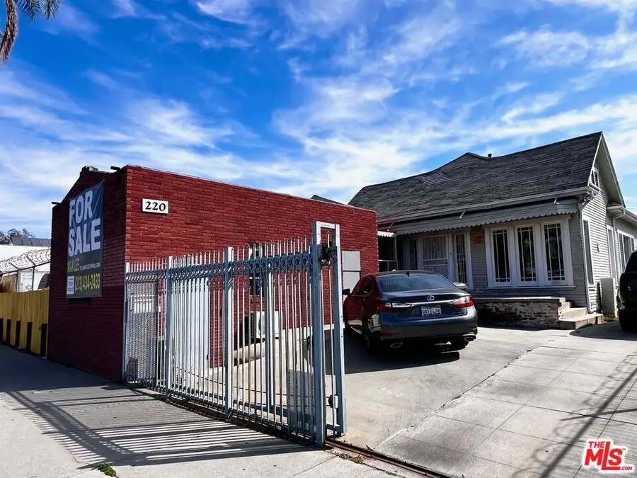 220 N Oxford Avenue, Los Angeles, CA 90004 - #2