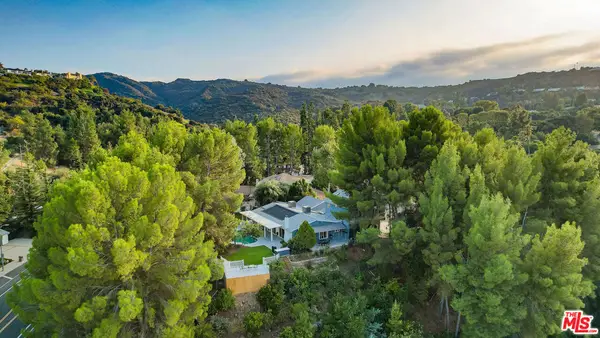 3914 Braewood Court, Tarzana, CA 91356