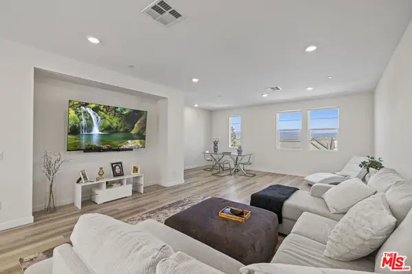 27109 Valley Oak Place, Valencia, CA 91381