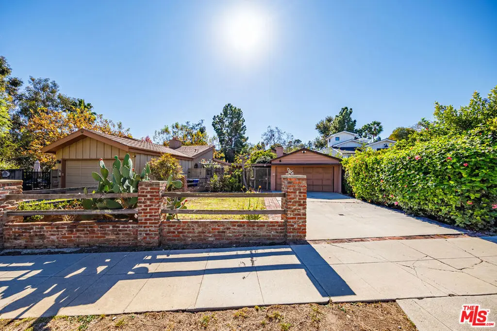 931 Wellesley Avenue, Los Angeles, CA 90049 - #1
