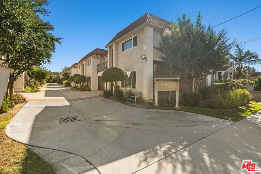 1230 S Mayflower Avenue #D, Monrovia, CA 91016 - #2