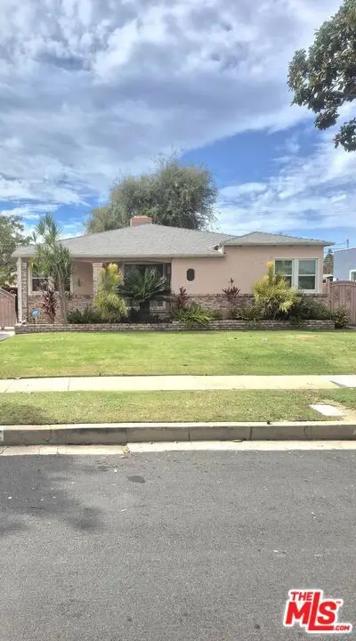 9133 S 7th Avenue, Inglewood, CA 90305 - #1