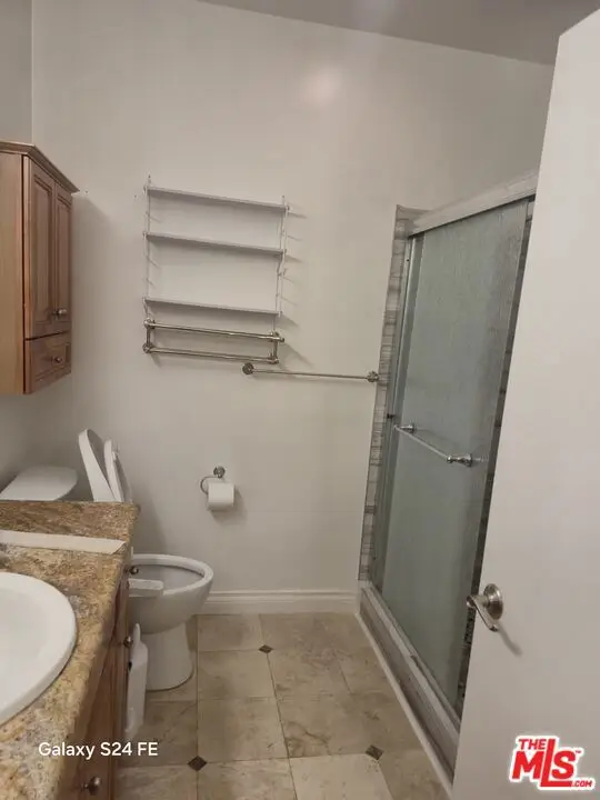 533 S St Andrews Place #104, Los Angeles, CA 90020 - #2
