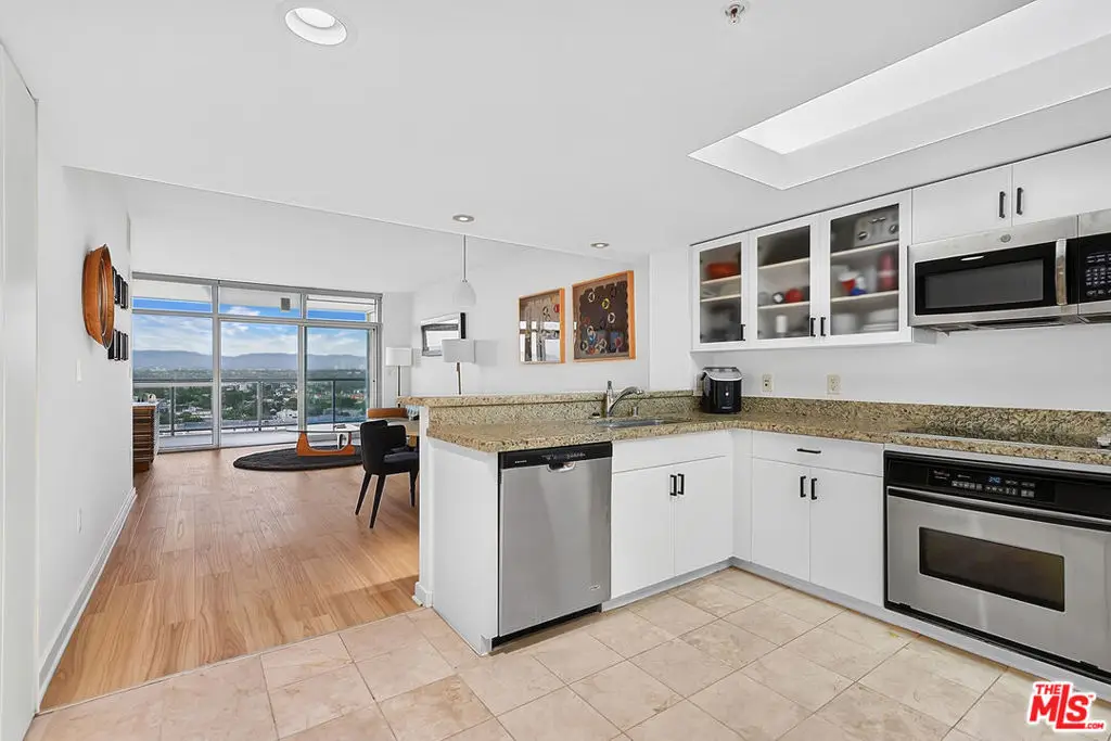 13700 Marina Pointe Drive #1119, Marina Del Rey, CA 90292 - #1