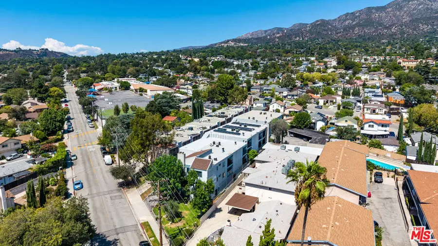 3239 Altura Avenue, La Crescenta, CA 91214 - #2