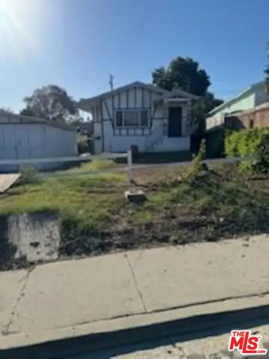 826 E 65th Street, Inglewood, CA 90302