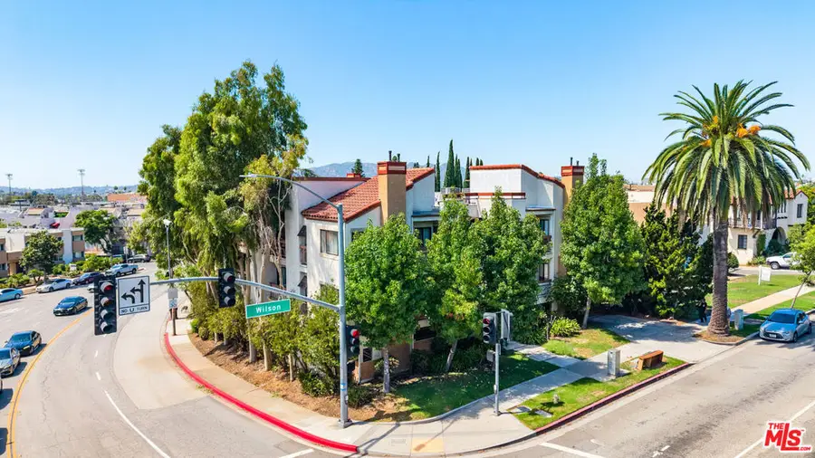 1554 E Wilson Avenue, Glendale, CA 91206 - #2