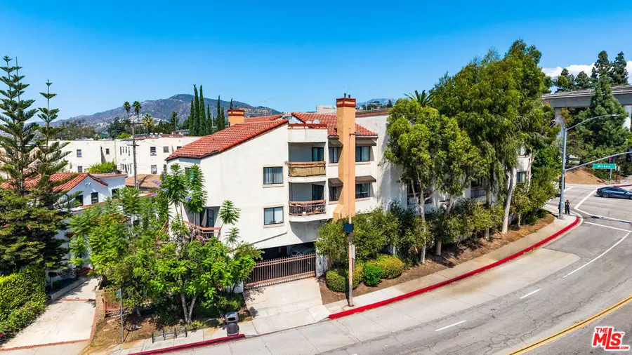 1554 E Wilson Avenue, Glendale, CA 91206 - #3