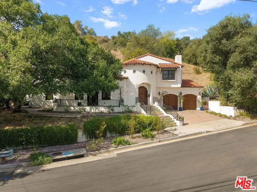 2501 Hermosita Drive, Glendale, CA 91208 - #2