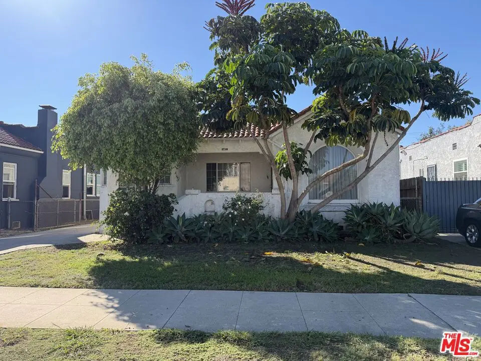 1120 W 64th Street, Los Angeles, CA 90044 - #1